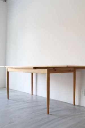 画像8: EXT DINING TABLE