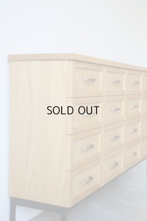 画像8: キャビネット（4列） 