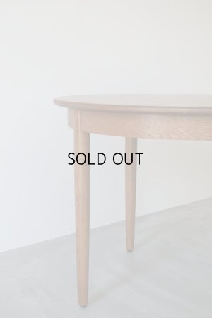 画像6: ダイニングテーブル