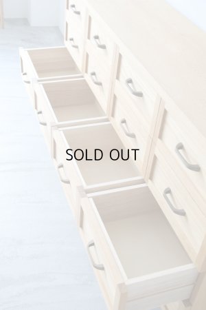 画像10: キャビネット（4列） 