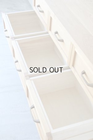 画像10: キャビネット（3列） 