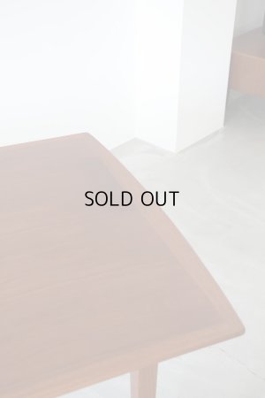 画像9: ダイニングテーブル