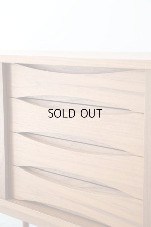 画像9: サイドボード