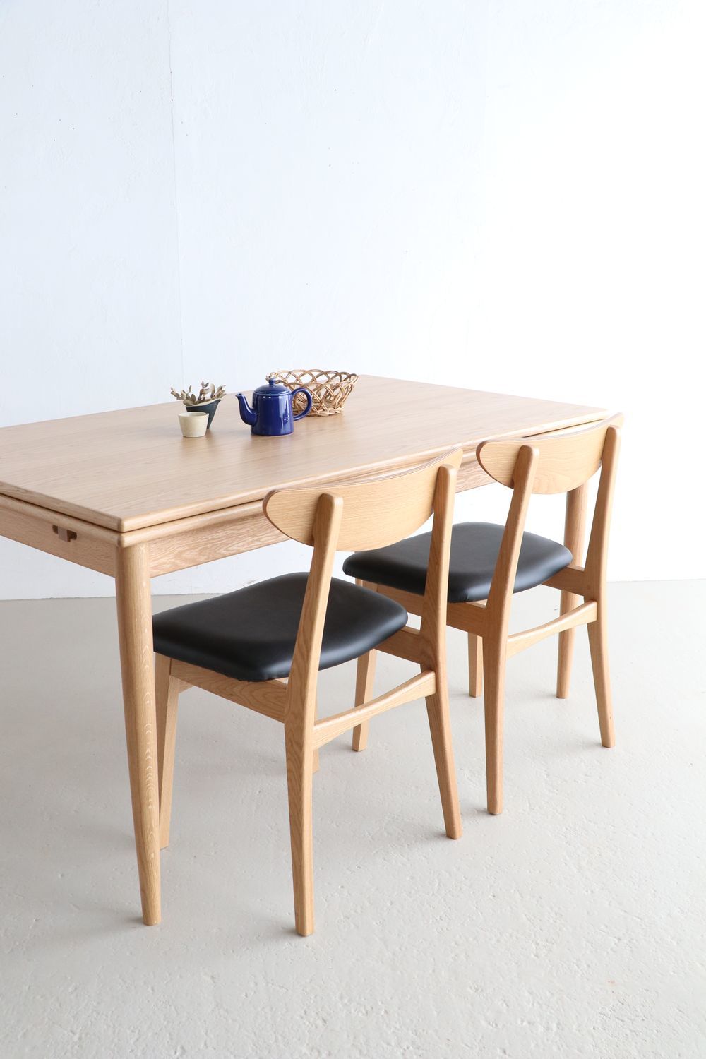 EXT DINING TABLE