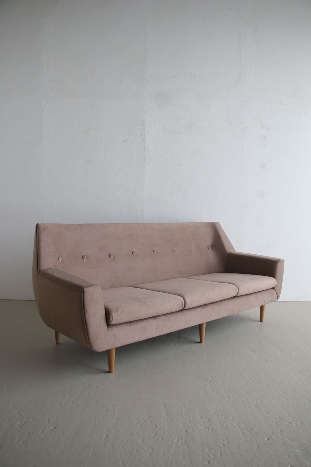 CL SOFA 3P